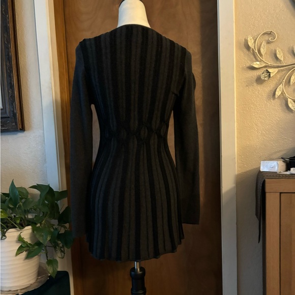 Women’s sweater - Picture 4 of 8